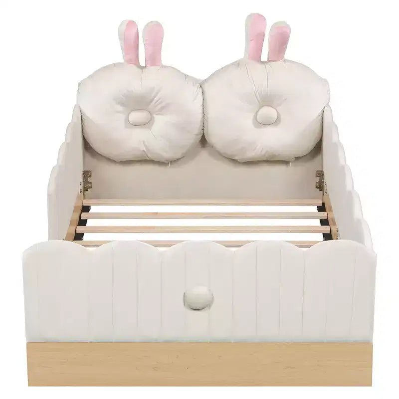 Letto a piattaforma singolo con cuscini