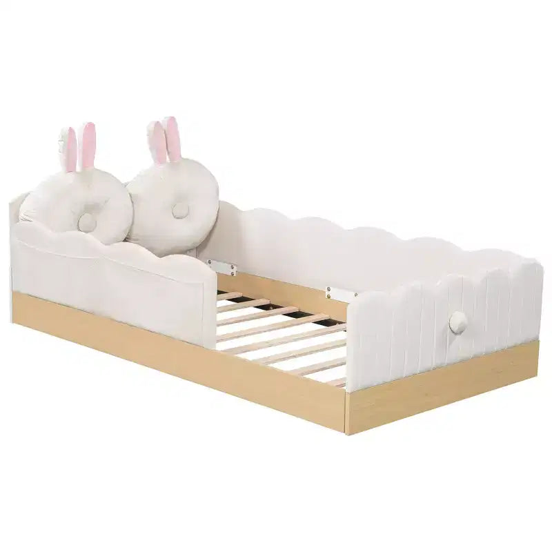 Letto a piattaforma singolo con cuscini