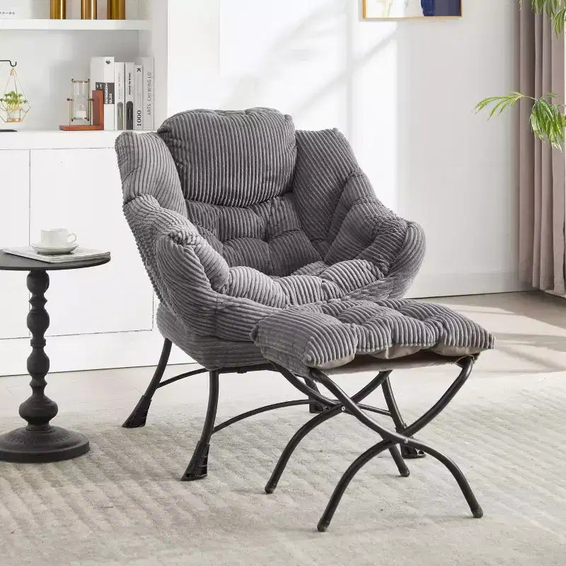 Poltrona reclinabile, Poltrona moderna con pouf, braccioli, tasca laterale, Poltrona relax rivestita in flanella per soggiorno, piccoli spazi