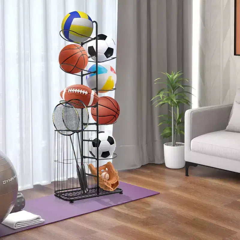 Organizzatore di palloni a 7 livelli con 7 aste appendiabiti rimovibili, cestino laterale e piedini regolabili per garage, palestra, casa