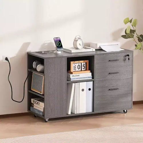 Schedario in legno a 3 cassetti, Armadietto portadocumenti mobile con ciabatta elettrica, Archivio mobiletto con ruote bloccabili e ripiani regolabili e 5 ruote, Grigio